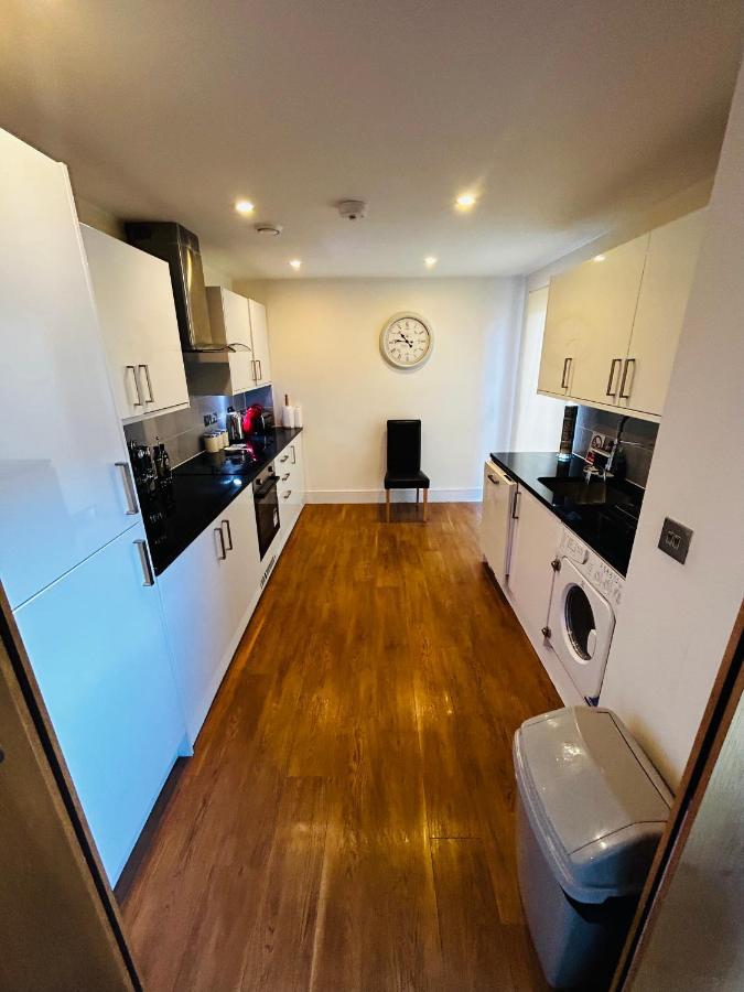 Spacious 3-Bed 3-Bath Luxury Apartment With Balcony Hyde Park London Eksteriør bilde
