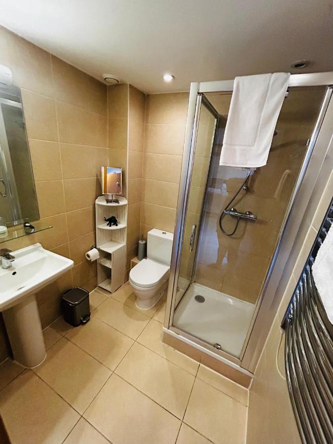 Spacious 3-Bed 3-Bath Luxury Apartment With Balcony Hyde Park London Eksteriør bilde