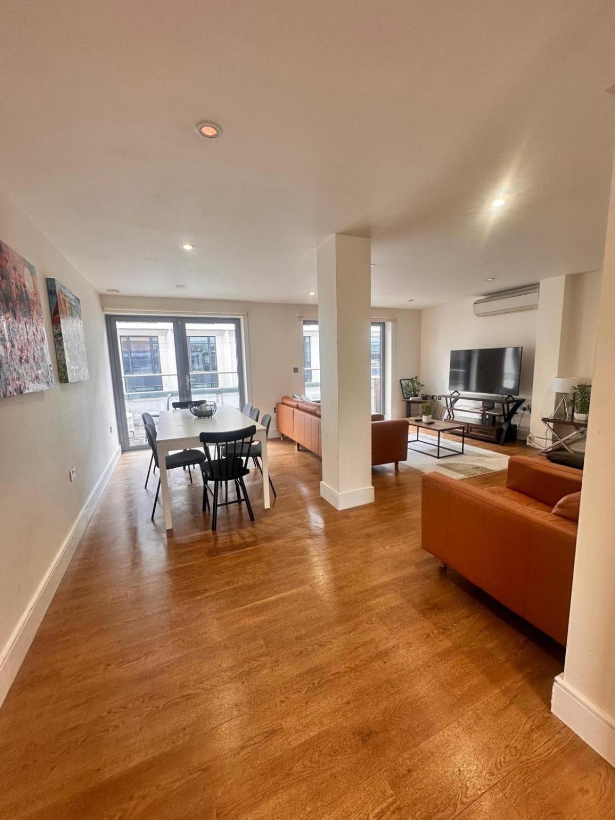 Spacious 3-Bed 3-Bath Luxury Apartment With Balcony Hyde Park London Eksteriør bilde