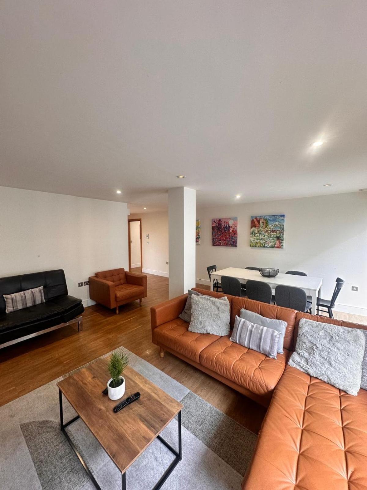 Spacious 3-Bed 3-Bath Luxury Apartment With Balcony Hyde Park London Eksteriør bilde